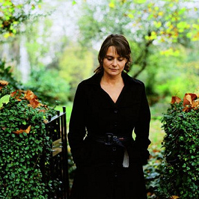 Sophie Barker