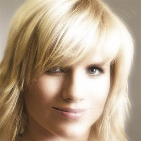 Leona Machálková