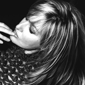 Donna Lewis